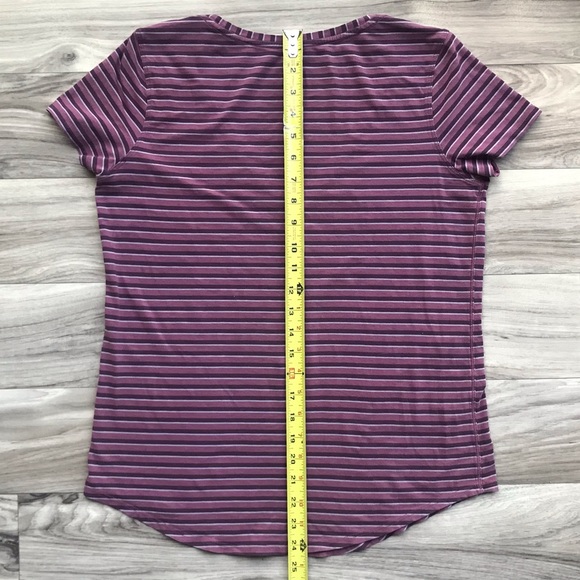 Lululemon V Neck Love Tee Striped Plum - Picture 11 of 12